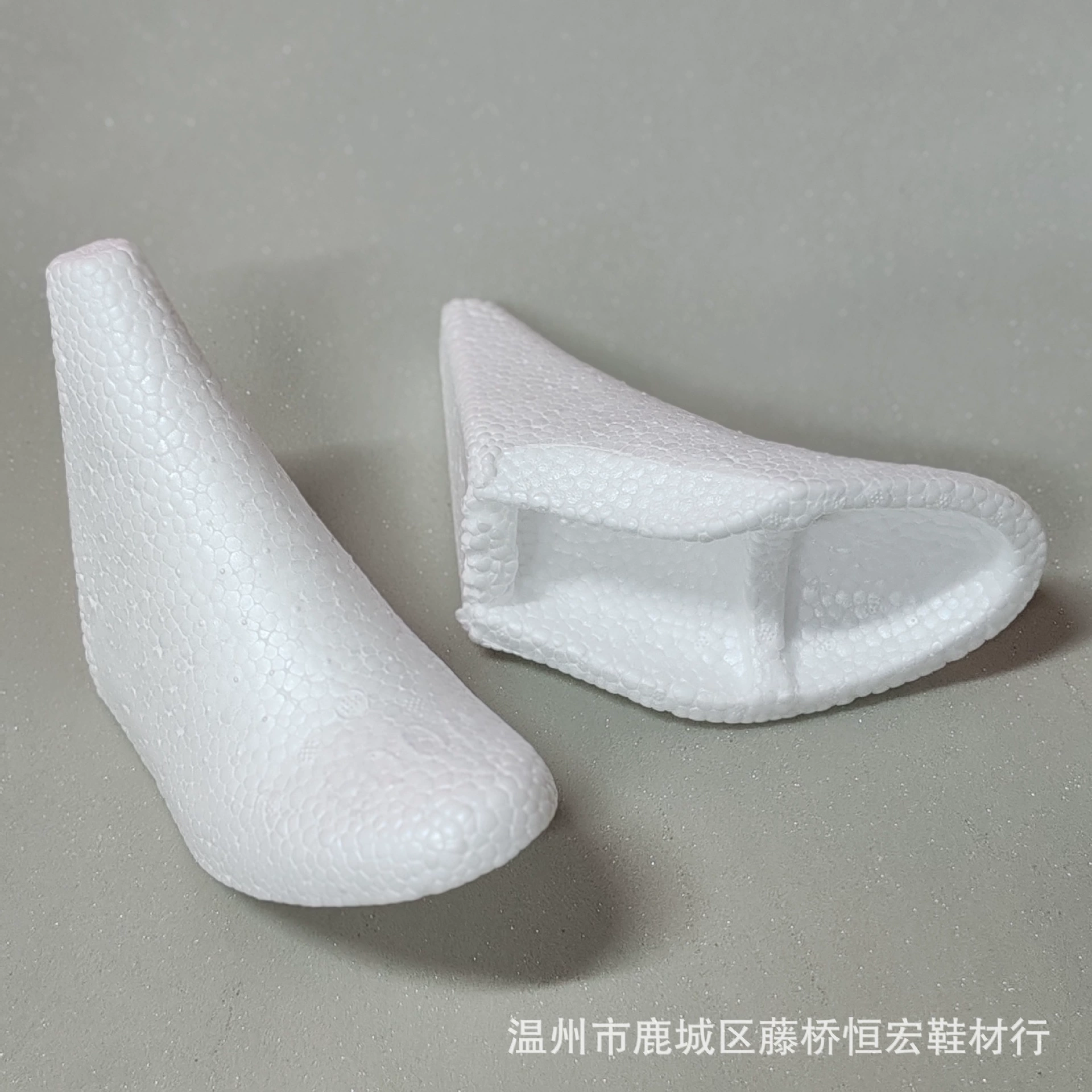 Производитель поставляет новые женские ботинки Martin, подкладка для обуви, пенопластовые носилки для обуви, формирующая носок, пенопластовая форма для ног, подкладка для обуви, последняя обувь