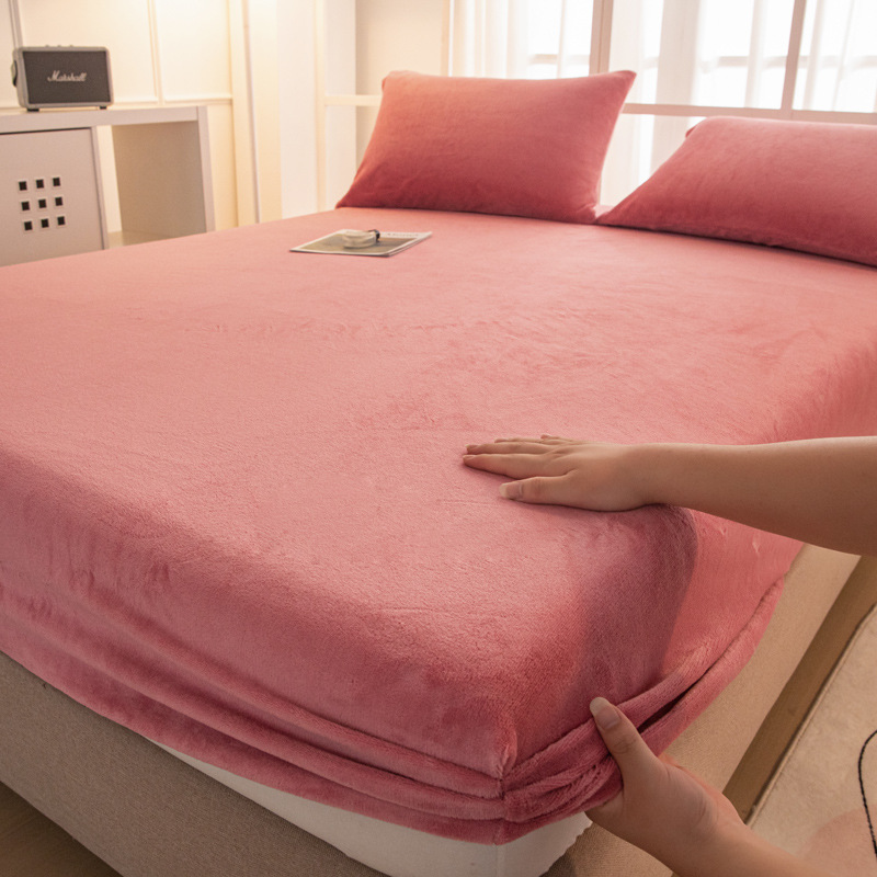 Winter Baby Velvet Bed Sheets Thickeneded Fleece-Lined Protective Cover Pillowcase Non-Slip Warm Milk Velvet Bed Sheets Bed Cover Set All-Inclusive