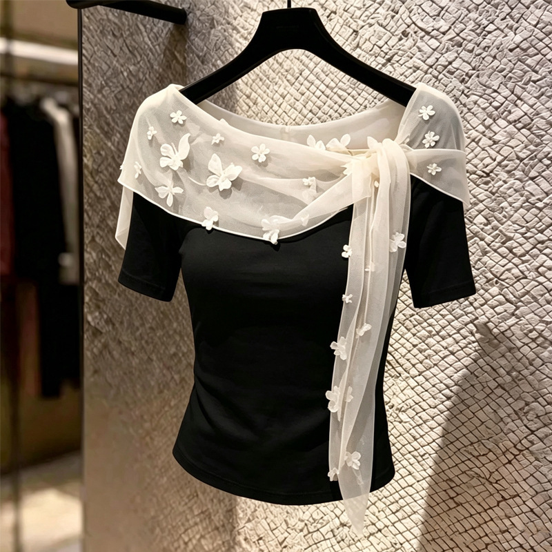 Black Letter-Print Lace Patchwork Top for Women, Summer Street Style, Unique and Stunningly Beautiful Short-Sleeve Regular Shoulder T-Shirt, Trendy