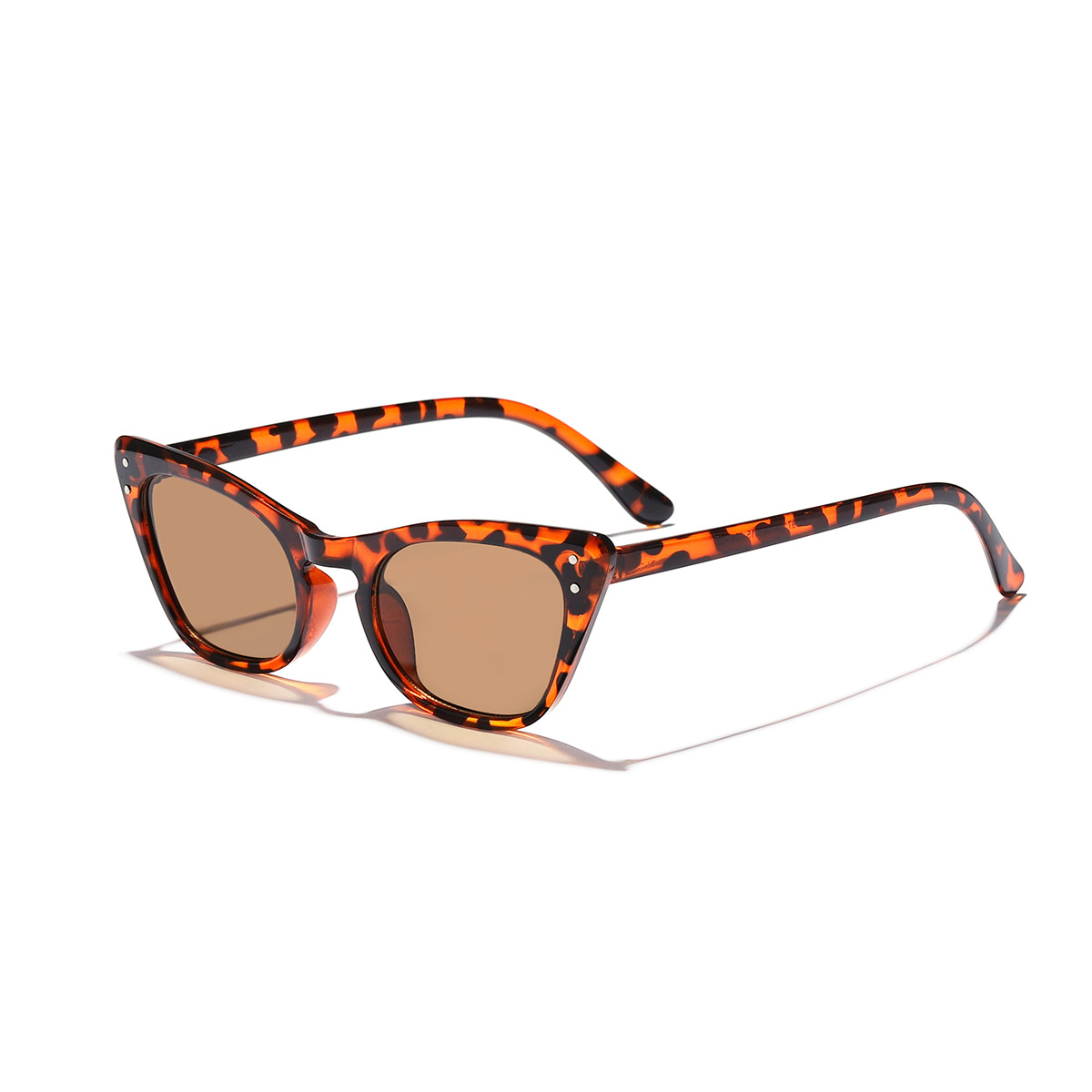 2023 nuevo marco de estampado de leopardo retro gatito Ojo de hombres y mujeres transfronterizos moda gafas de sol a juego