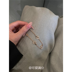 极简爆闪仿钻手链轻奢小众精致女款2025新款韩系千金感可叠戴手饰