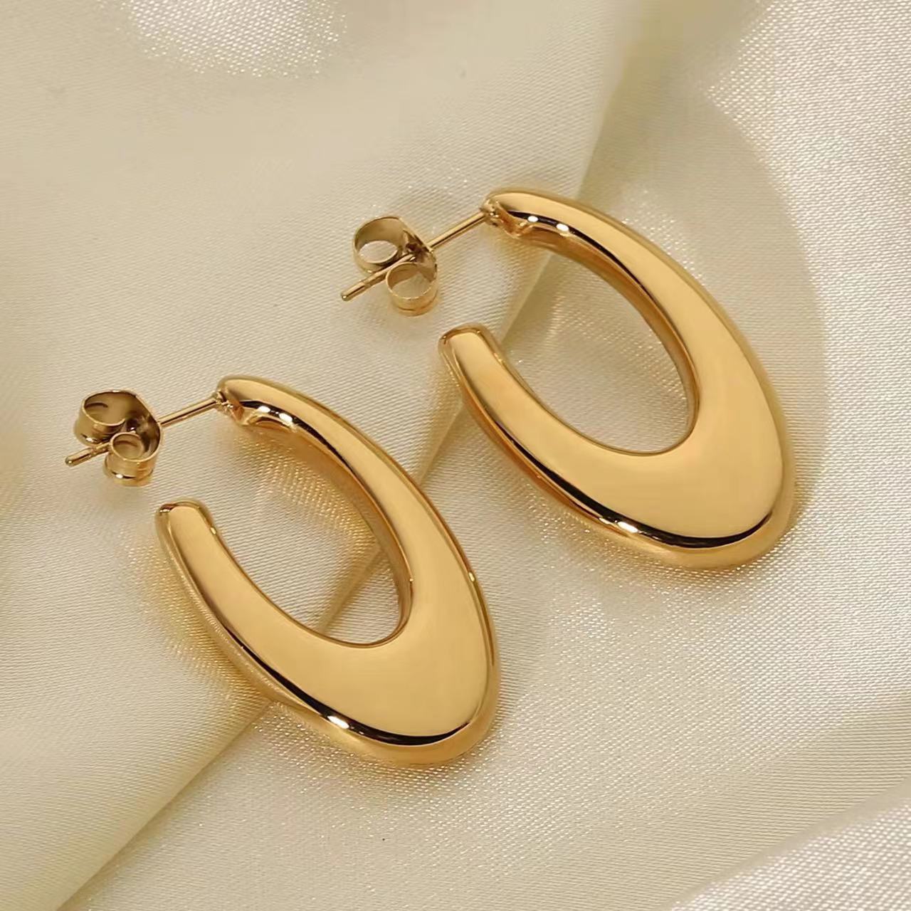 18K Gold Plating Material Earrings Classification PVD Coated 18K Gold Real Gold Plated U Shape 304 Stainless Steel Simple Style Waterproof Non Tarnish Earrings