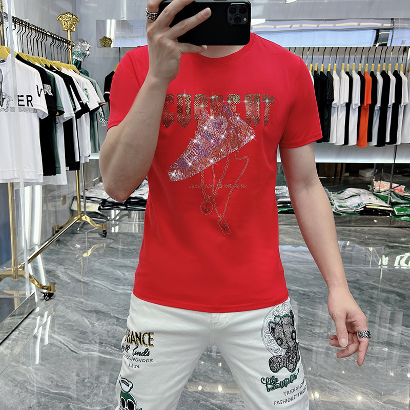2023 Neue Sommer Ice Short Herren Trend Slim Fit Halbarm Mode Marke T-Shirt Schuhe Hot Diamond Seide Baumwolle_voghion.com