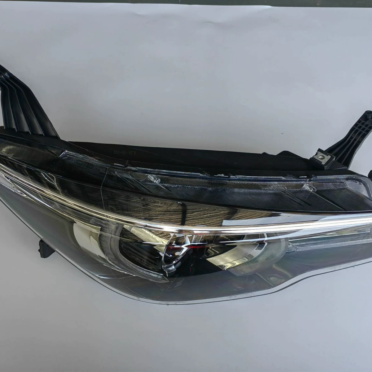 Подходит для MG MG ZS фары 11 линий влево (L) вправо (R)