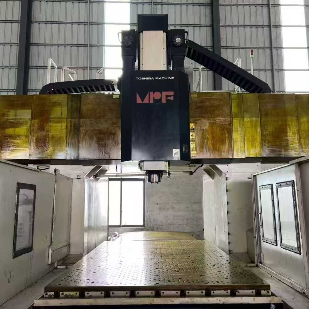 处理二手东芝MPF-2130D龙门加工中心龙门宽度2.1米