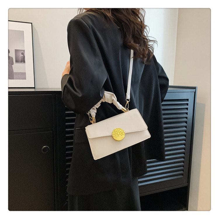 262g Weight Magnetic Buckle Closure Type Single Shoulder Strap Strap Type Crossbody Bag Bags Type Casual, Holiday Occasion Pu Leather Material Solid Color Pattern All Seasons Season Women's Gender Streetwear Style Square Shape Medium Size Women's Medium Pu Leather Solid Color Streetwear Square Magnetic Buckle Crossbody Bag 4