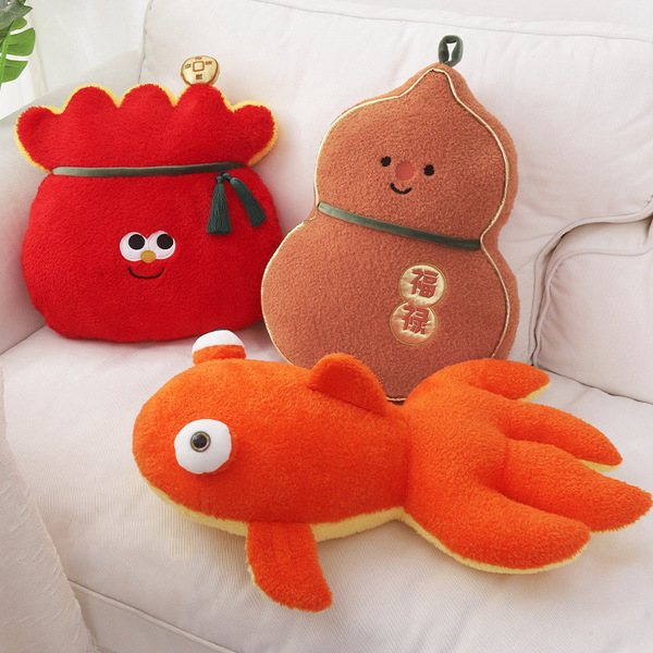 Plush pillow