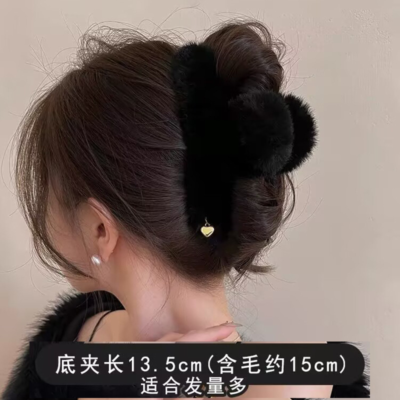 シンプルで万能な秋冬用大きめファーヘアクリップ 女性用2025年新作 シャーククリップ 多量の髪用 ヘアクリップ 後頭部ヘアアクセサリー