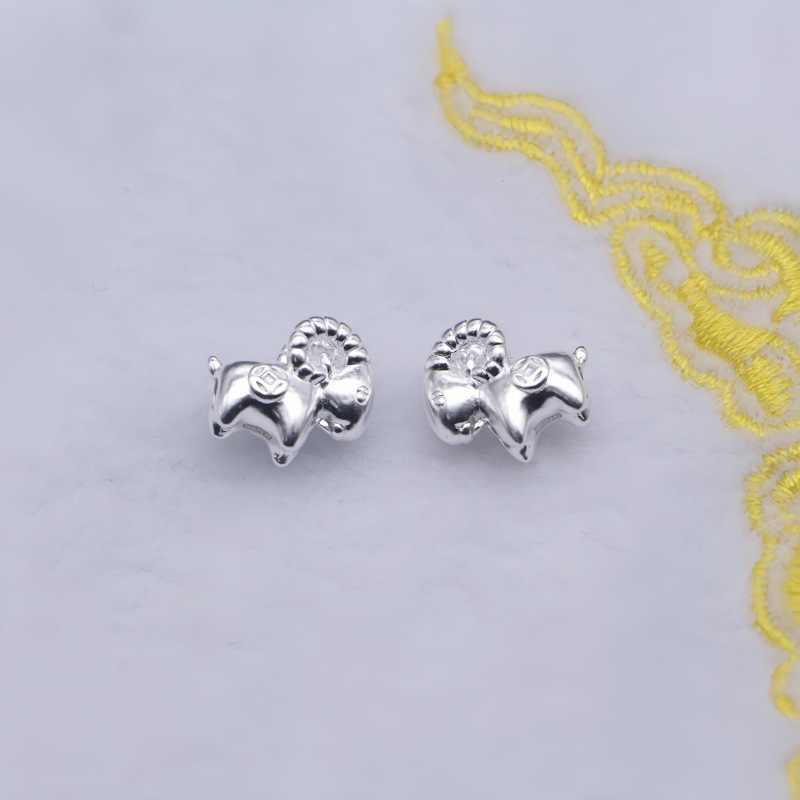 999 pure silver, Chinese-style coin charm, sheep-shaped 3D accessory, spacer bead for DIY beadwork, bracelet, necklace, and other jewelry