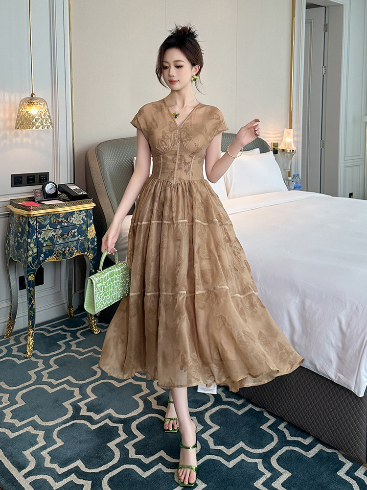 Váy maxi nữ in họa tiết cổ chữ V thắt eo phong cách hoàng gia — Màu xanh cỏ