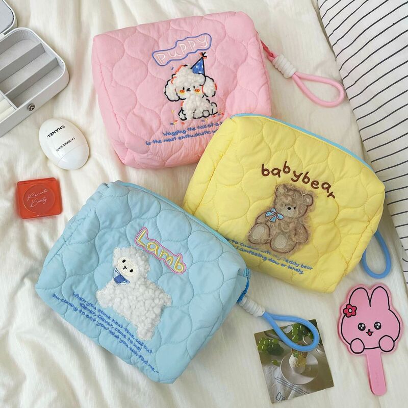Cute Embroidered Clutch Portable Makeup Storage Bag Ins-style Large Capacity Travel Carry-on Storage Bag