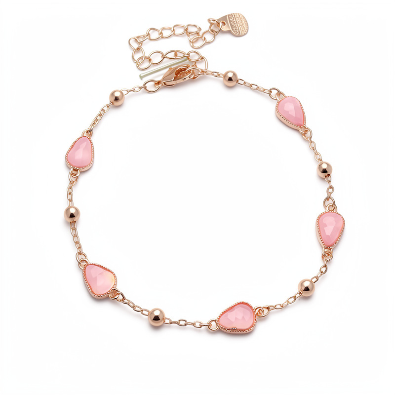 Pulseras de resina rosa de calabaza ligera de lujo nicho pulseras de alto nivel de sensación dulce viento pequeño temperamento fresco joyería de mano versátil