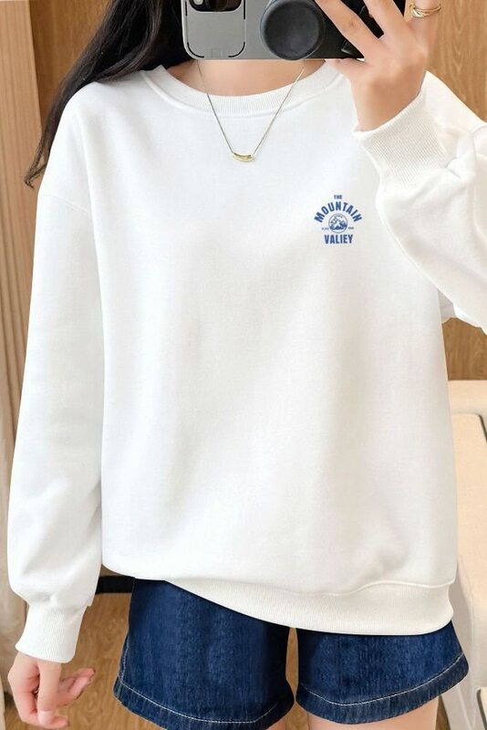 Women's Crew Neck Sweatshirt 2024 New Spring/Autumn Thin Hoodless Pullover European Style Loose Fit Niche Long Sleeve Top Trendy Women's Crew Neck Sweatshirt 2024 New Spring/Autumn Thin Hoodless Pullover European Style Loose Fit Niche Long Sleeve Top Trendy