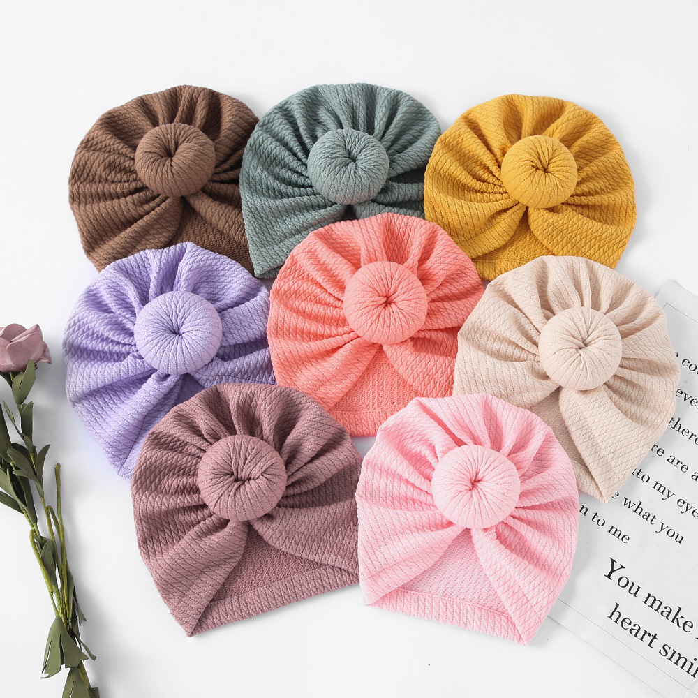 Girl's Cute Sweet Solid Color Beanie Hat display picture 6