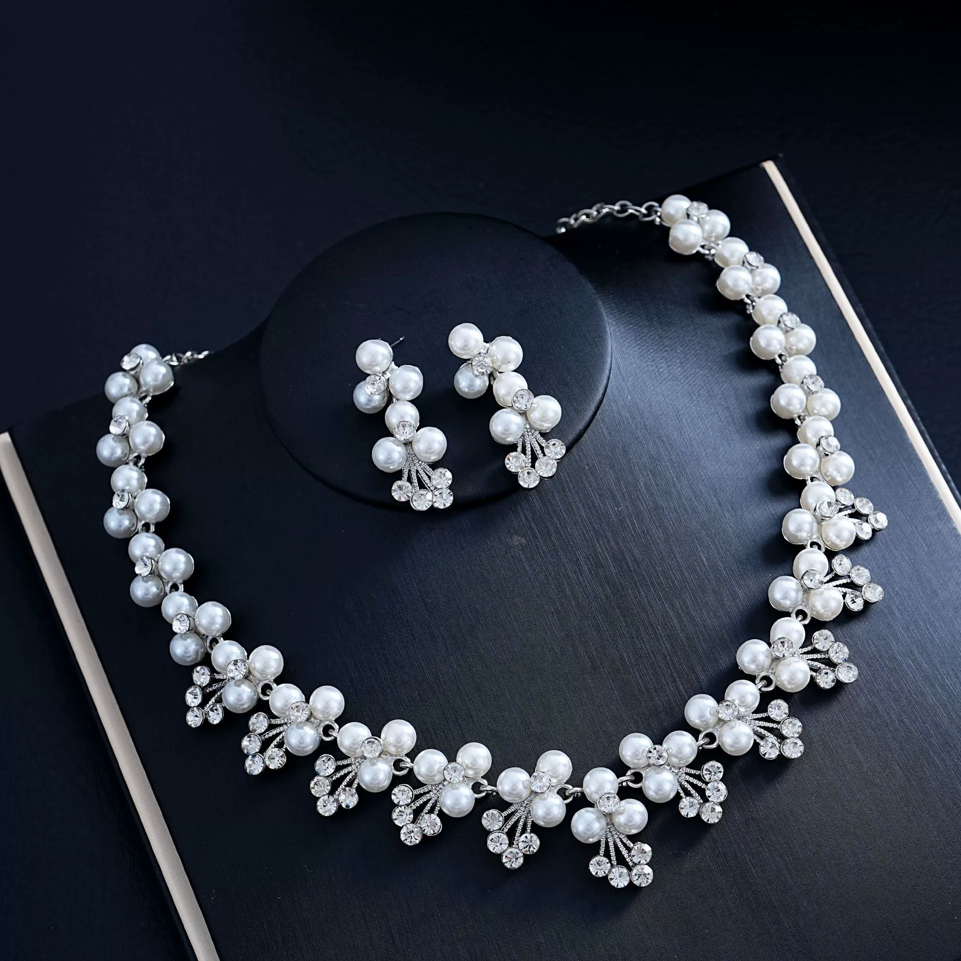 Серебряная игла из жемчуга, брендовый цирконий с кисточками, серьги, серебро 925 пробы, легкий роскошный стиль, яркий броский стиль, качественный стиль, оптовая продажа