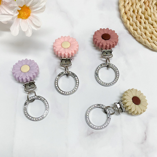 Cross-border hat brim clip daisy flower silicone pacifier clip chrysanthemum DIY pacifier teether anti-falling crocodile clip silicone hat clip
