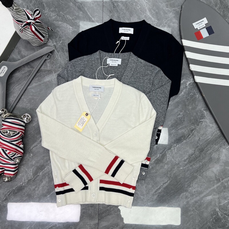 【Factory Store】New Striped Hem Wool Knit Women's Casual Versatile V-Neck Cardigan Jacket 【Factory Store】New Striped Hem Wool Knit Women's Casual Versatile V-Neck Cardigan Jacket