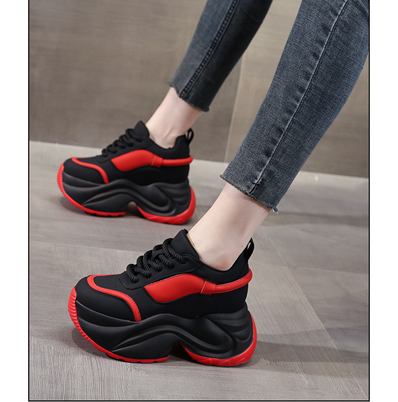 Giày sneaker nữ đế dày phối màu tăng chiều cao — Đen đỏ lót nhung chi tiết 17