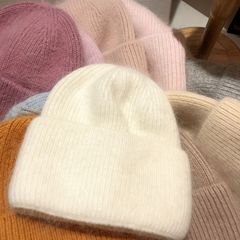 大量の輸出ロシアの厚い重さのウサギの毛のニットの帽子のファッションのシンプルな純色の柔らかいモチモチの保温の毛糸の帽子の女性