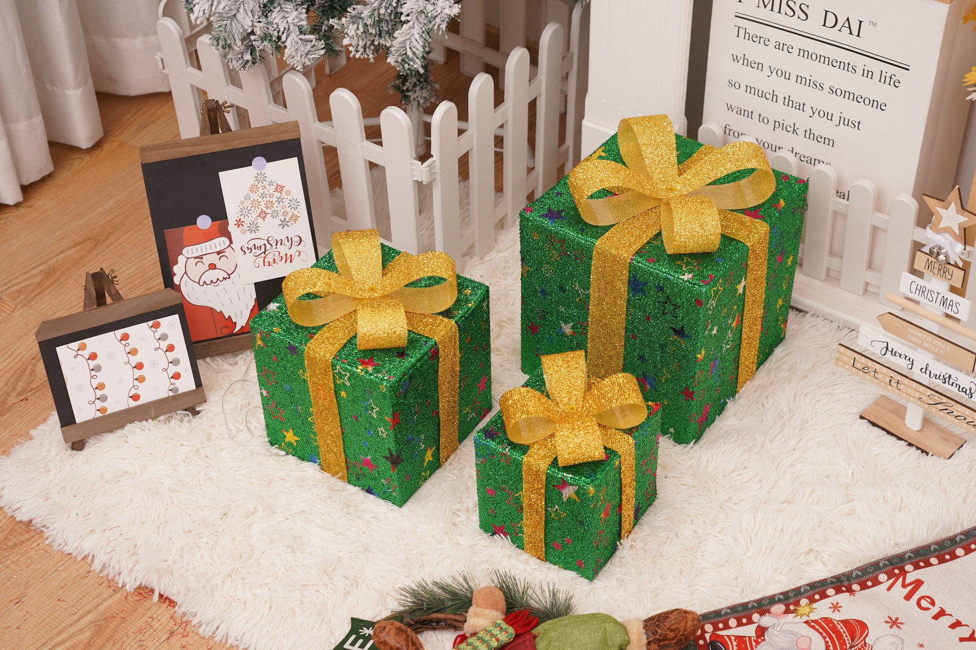 Luces navideñas nuevas de 2025, juego de tres piezas en caja de regalo navideña, productos navideños, accesorios de decoración para fiestas de cumpleaños, adornos.