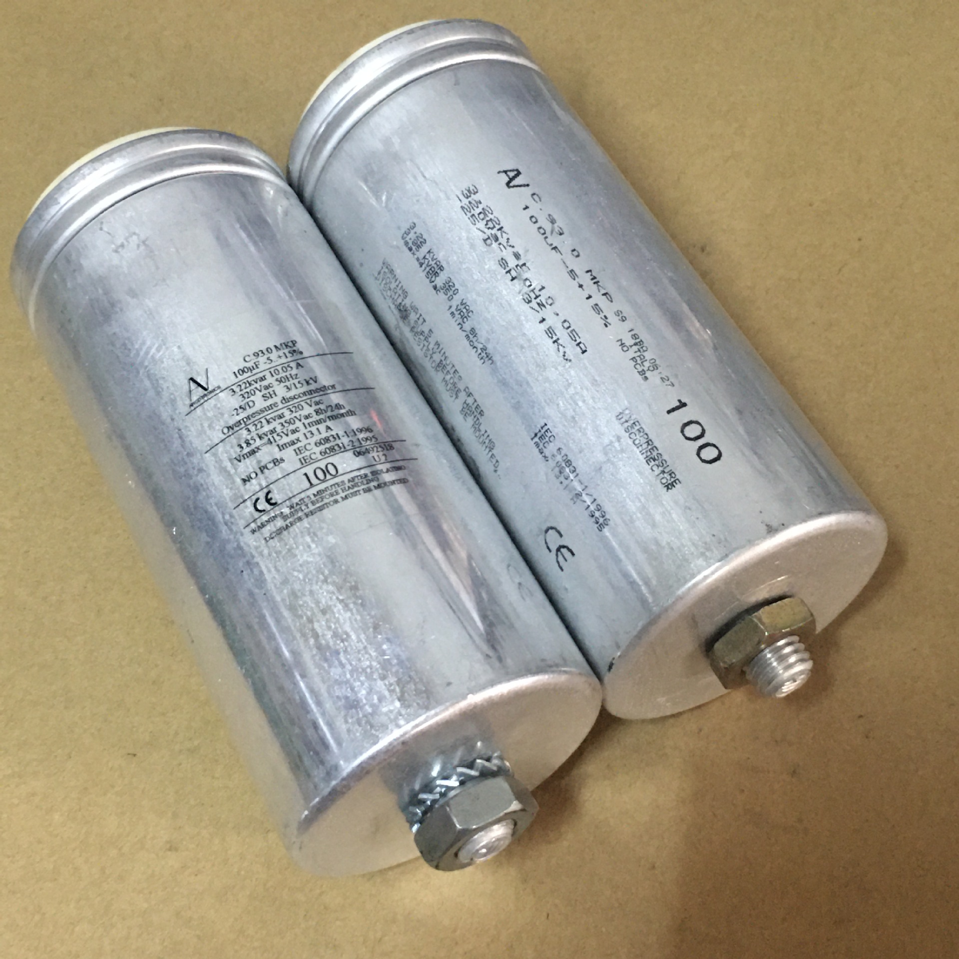 意大利  C930 MKP 100UF 320V~/415V~ 胆机高压滤波油浸电容