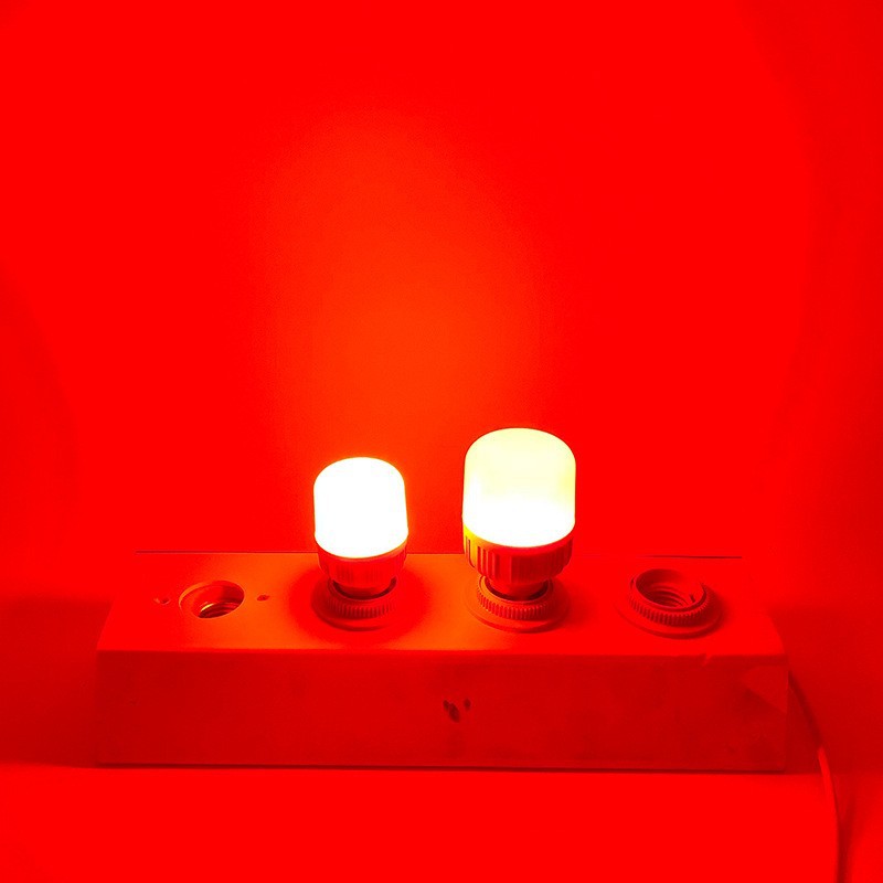 Fabricantes al por mayor de bombillas rojas de Año Nuevo atmósfera de linternas de bodas decoración E27 linternas de color especial