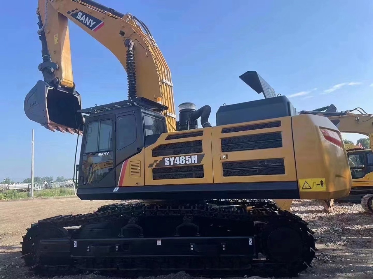 Exportaciones nacionales y extranjeras para comprar excavadoras de segunda mano 31485 baratas para enviar cabeza triturada