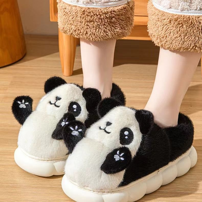 Parent-Child Cartoon Panda Cotton Slippers for Women, Autumn and Winter Home and Outdoor Warm Shoes, Thick-Soled Non-Slip Dormitory Slippers for Men Parent-Child Cartoon Panda Cotton Slippers for Women, Autumn and Winter Home and Outdoor Warm Shoes, Thick-Soled Non-Slip Dormitory Slippers for Men