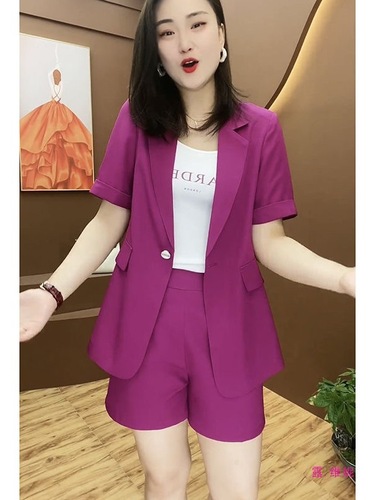 Plus-size women's casual shorts and suit set for summer—timeless, trendy, and stylish two-piece outfit designed to flatter curves.