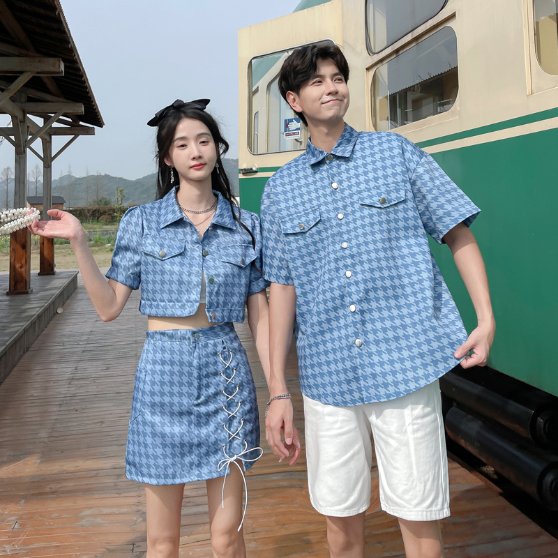 커플의 여름 2022 년 한국 스타일 뉴 블루 하운스 투스 여성 아우터 쇼트 슬리브 스커트 남성용 셔츠 세트