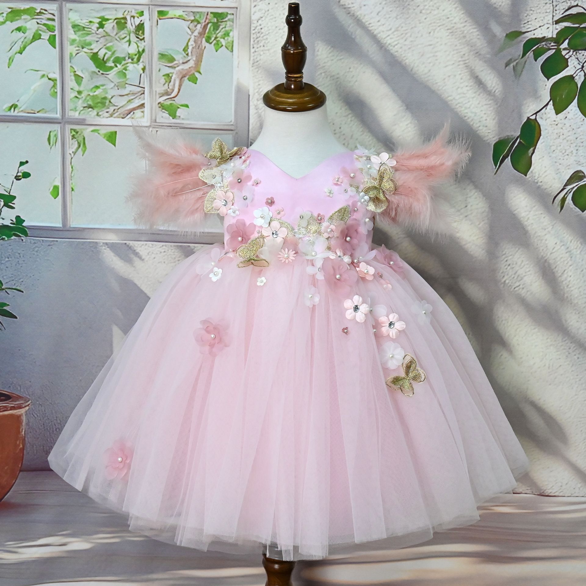 Robe de princesse pour petites filles, robe en tulle à plumes avec manches papillon et applications, robe décontractée en polyester pour filles_voghion.com