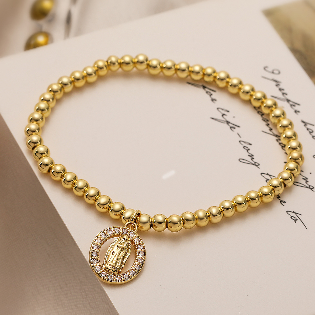 Bracelet pendentif croix Maria en zircon incrusté de personnalité australienne, européenne et américaine