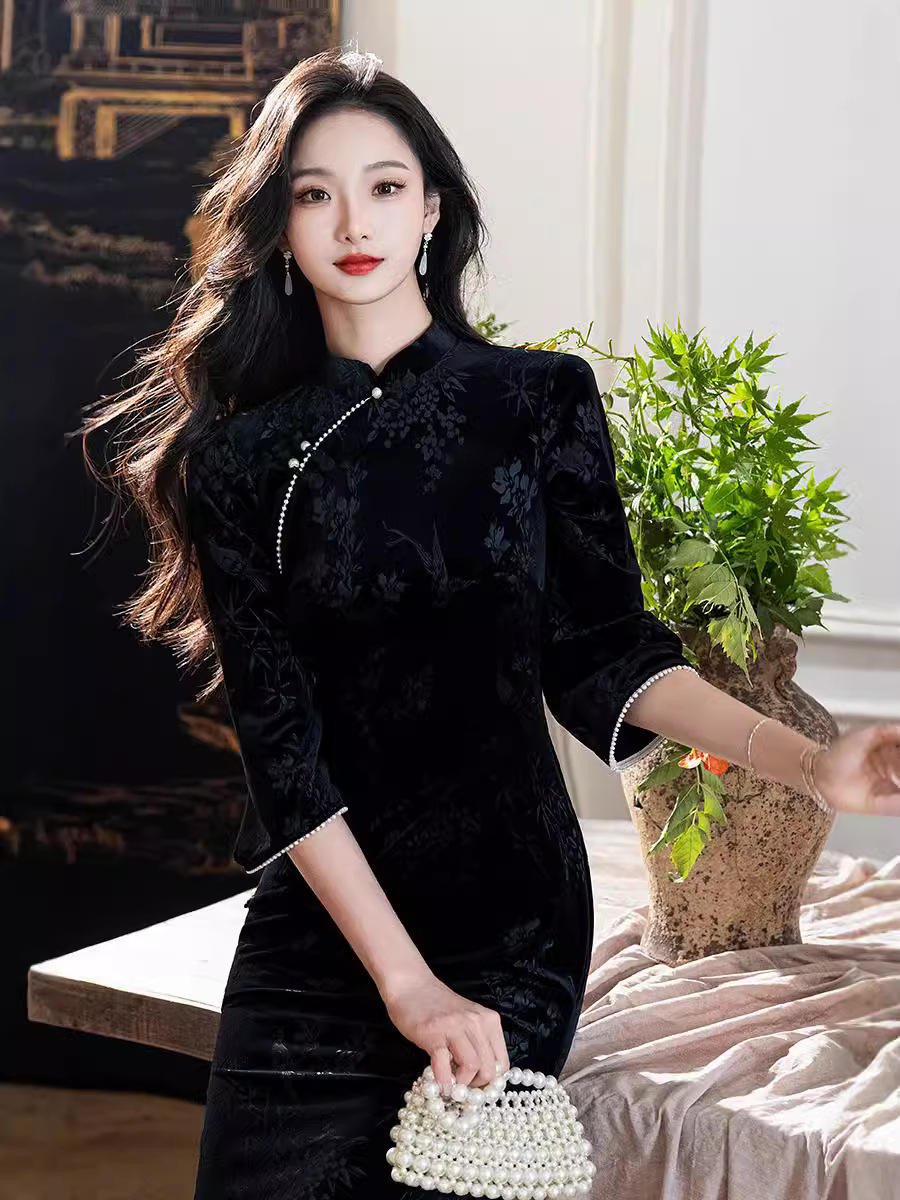 Black Velvet Cheongsam 2024 New Autumn and Winter Improved New Chinese Style Daily Wear Elegant Guofeng dress Women