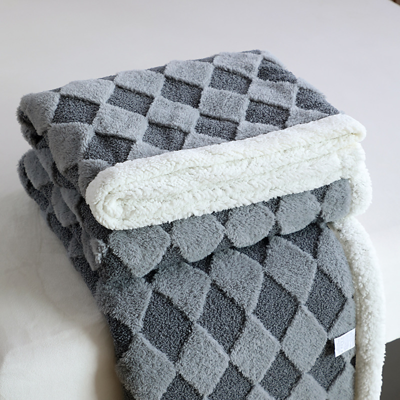 Manta de piel de conejo de imitación de estilo ins simple de color sólido, manta multifuncional universal de cuatro estaciones, manta de felpa gruesa para la siesta