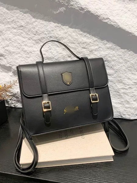 Harry Potter Hogwarts School of Witchcraft and Wizardry Backpack Shoulder Bag Messenger Bag British Style