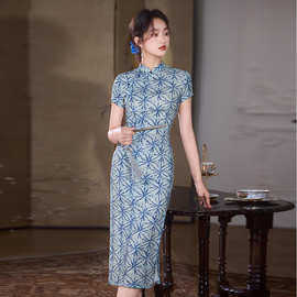 新中式国风旗袍女2026新款民国复古霜花印花旗袍日常可穿立领长款