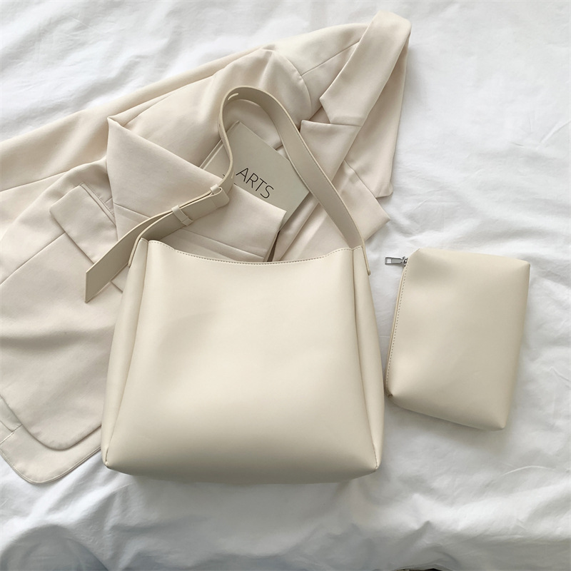 China Export Bag Large Shoulder Bag Women  New Casual Women Bag Mother Tote Bag Large Capacity Simple Shoulder Bag display picture 5