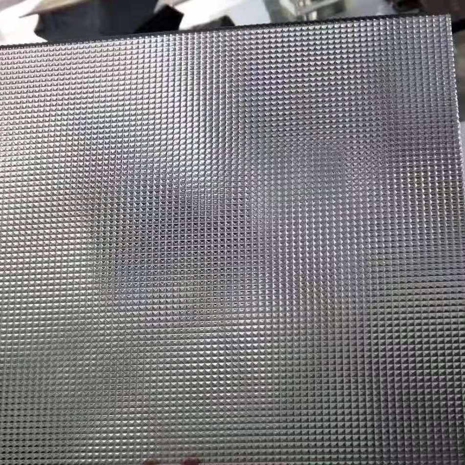 河北压花双方格玻璃原片装饰隔断艺术玻璃定尺寸压延玻璃