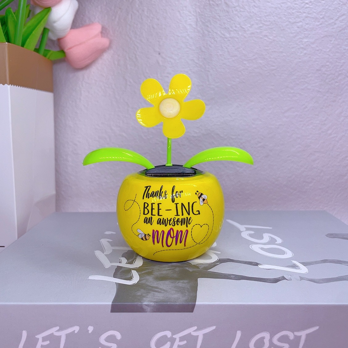 New solar apple flower car ornaments cross-border for solar automatic swing flower car decorations