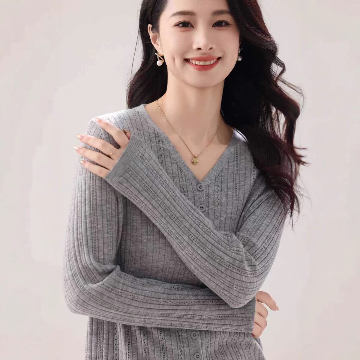 Summer thin fitted cardigan
