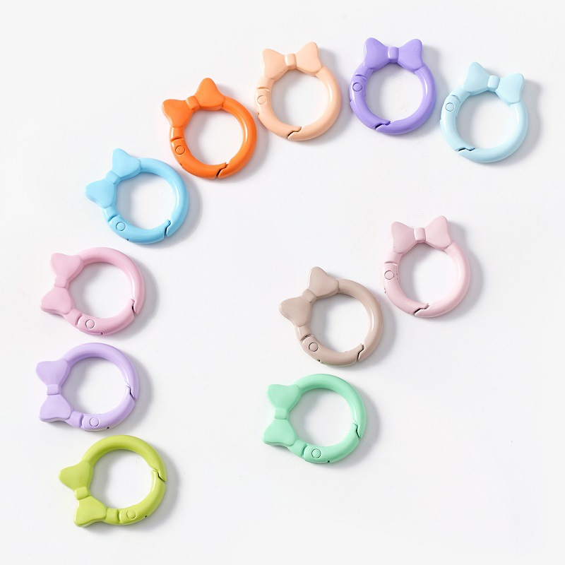 蝶結びカラースプリングバックル蝶ネクタイリング明るいスプリングリングキーホルダーDIY部品合金接続リング