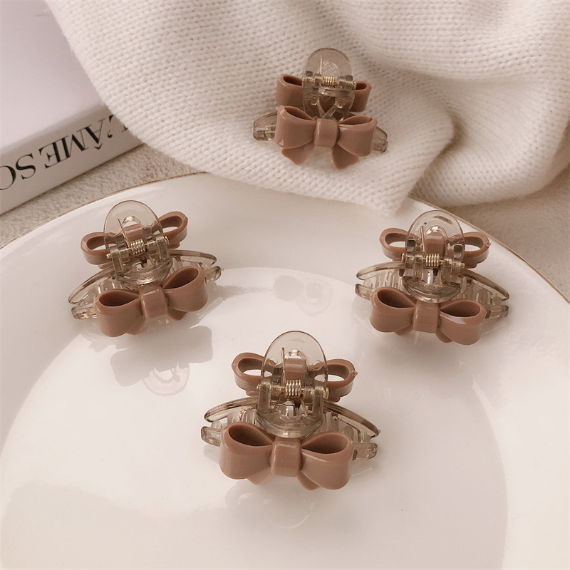 Juge tierno ~ dulce y lindo arco marrón pequeño raspado clip de mar para reducir la edad de las niñas clip de tiburón rojo clip de pelo