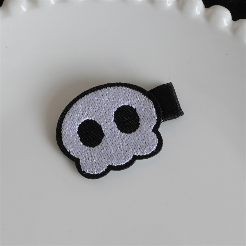 Cool Style Cross Skull Cloth Embroidery Hair Clip 1 Piece display picture 6