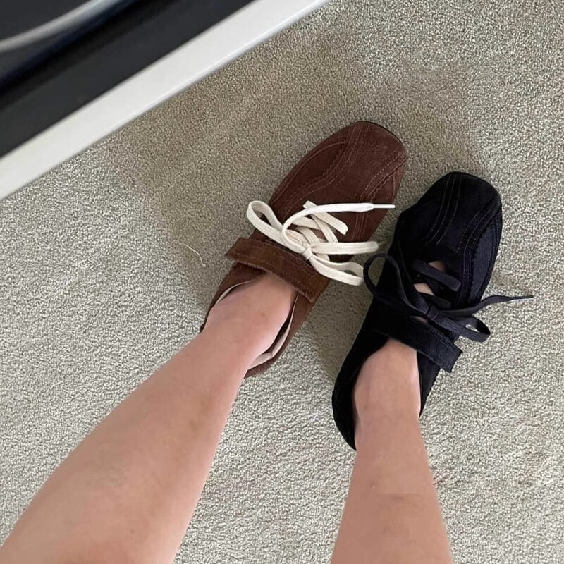 Korean Designer Cowhide Velcro Ballet Shoes 2025 New Casual Sports Lace-Up Moral Training Shoes for Women