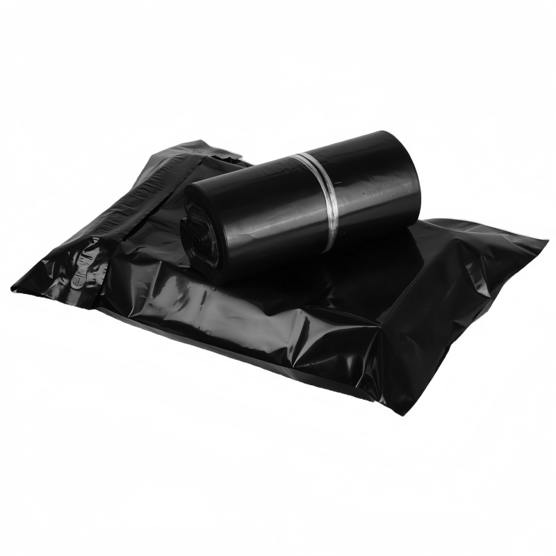 Bolsas de mensajería al por mayor en blanco y negro, material nuevo, bolsas de embalaje reforzadas, envío directo de fábrica, económicas.