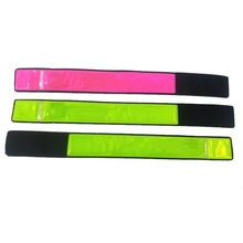 夜跑闪光腕带 LED晶格发光臂带 户外骑行反光手臂带