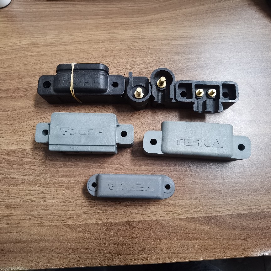 特尔佳泰乐玛缓速器配件缓速器接线盒各型号品类齐全汽车配件