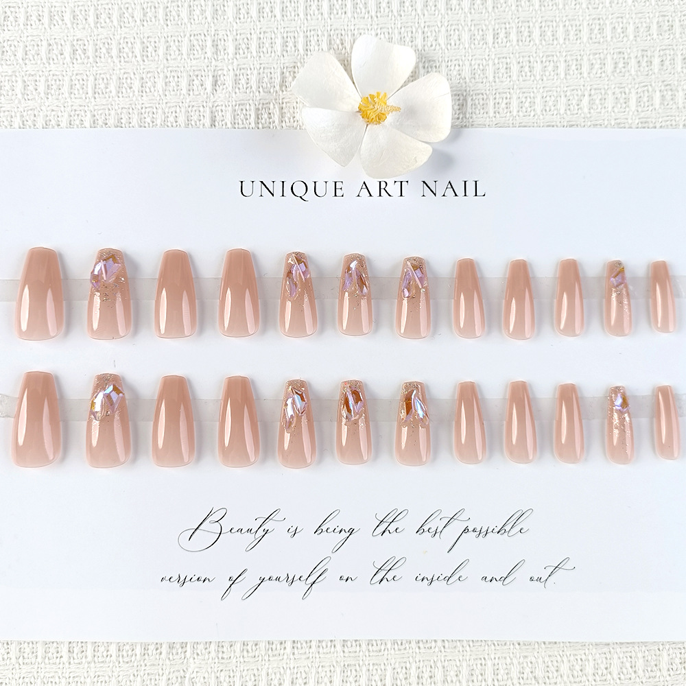 Polvo desnudo de oro brillante fantasma de diamante púrpura manicure exquisita sensación de alto nivel de desgaste de uñas 24 piezas empaquetadas parches de uñas terminados