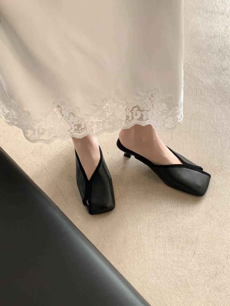 CHIKO Edi Square Toe Kitten Heels Clogs/Mules Shoes