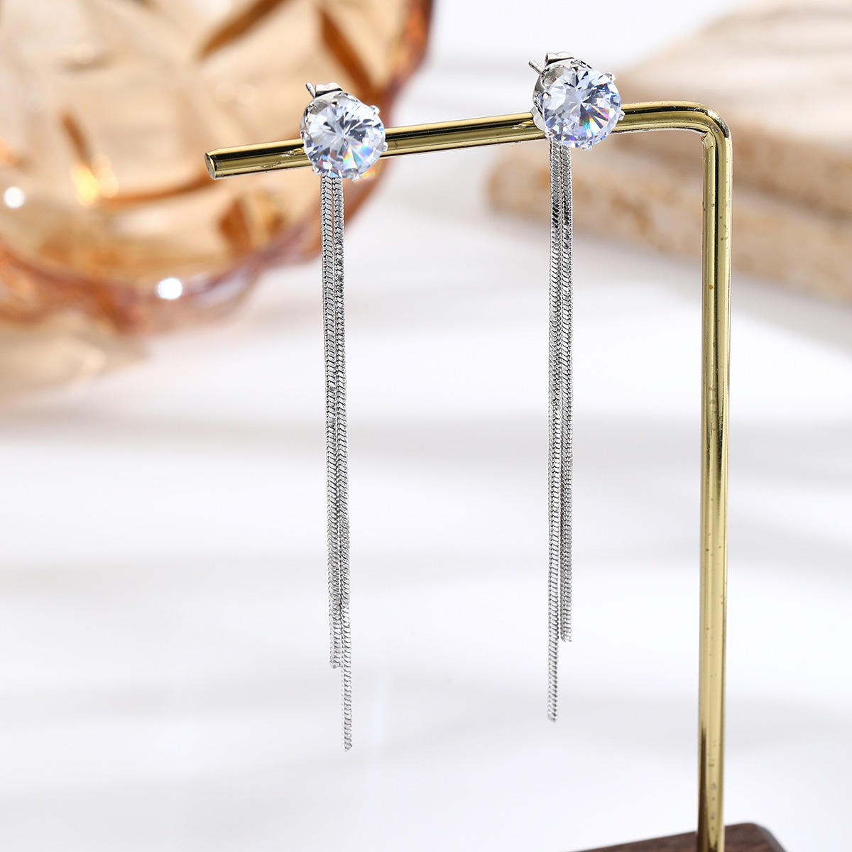 luxury temperament cold style full diamond claw chain earrings long tassel exaggerated diamond claw chain earrings_voghion.com